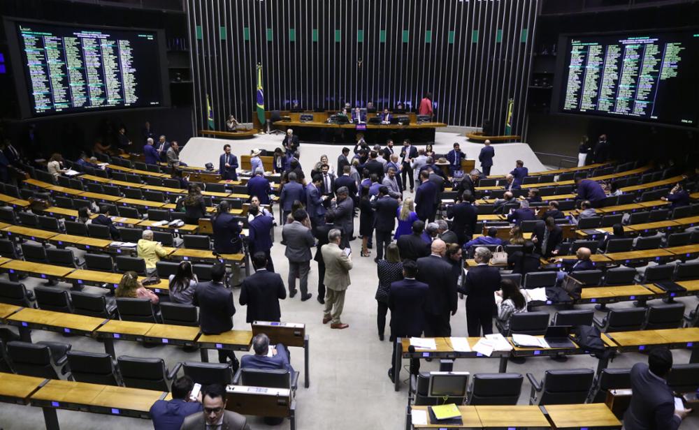 Aumento do IOF: Câmara Reage e Medida Pode Ser Suspensa Ainda Esta Semana