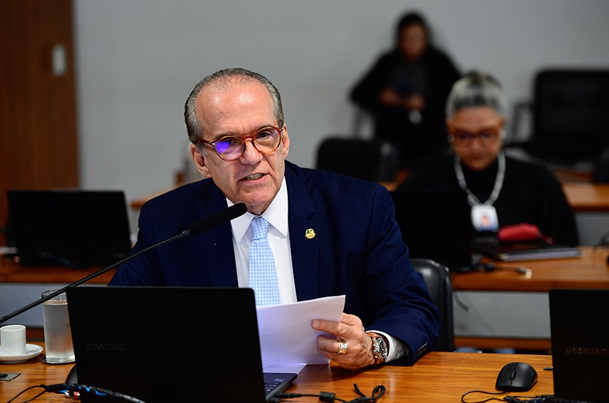 Planos de saúde: CAS debaterá fim de carência para grávidas