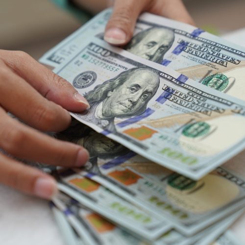 como fica o imposto sobre dólar, crédito, VGBL e mais após novo decreto