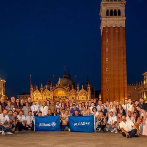 Allianz viaja à Itália com corretores vencedores do programa Alliadoz