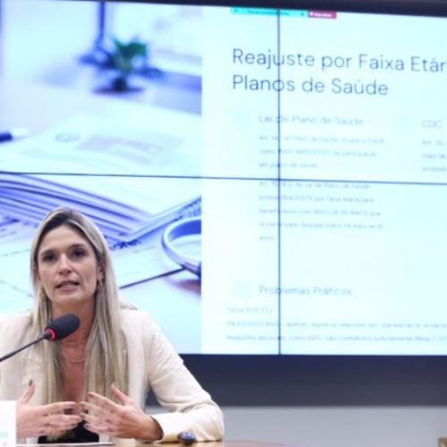 Defensora pública pede na Câmara mudanças na lei para defender idosos de “abusos” dos planos de saúde