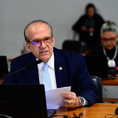 Planos de saúde: CAS debaterá fim de carência para grávidas